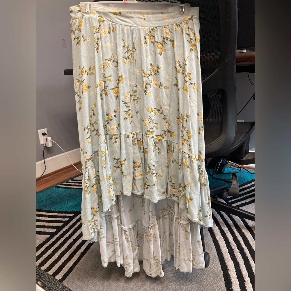 Xhilaration Light Blue Floral Skirt